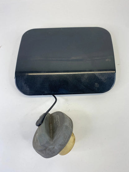 2005-2008 DODGE MAGNUM REAR LH FUEL FILLER GAS TANK DOOR LID COVERS WITH CAP OEM