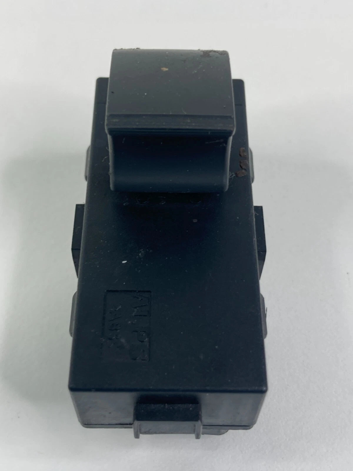 2008-2017 BUICK ENCLAVE REAR LEFT SIDE DOOR WINDOW CONTROL SWITCH 25877777 OEM