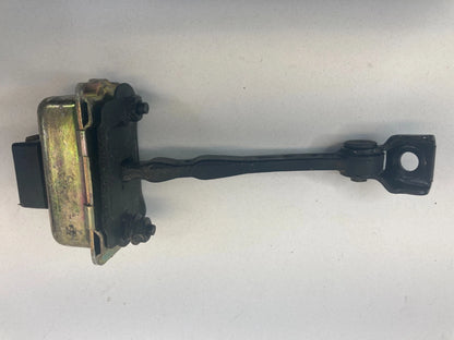 06-11 CADILLAC DTS 00-05 DEVILLE REAR RIGHT DOOR CHECK STOPPER DETENT 25658588