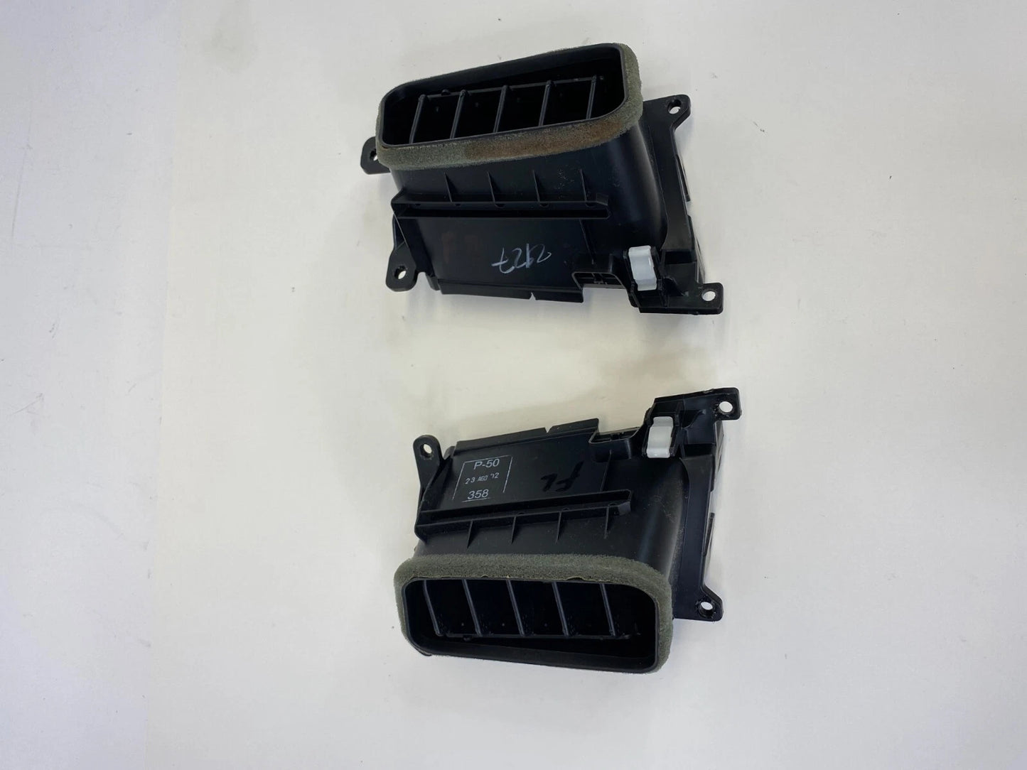 2011-2013 HONDA ODYSSEY CENTER DASHBOARD FRONT AIR CONDITIONING VENT GRILLES OEM