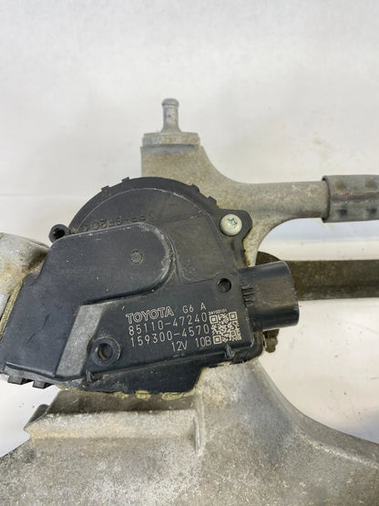 2010-2015 TOYOTA PRIUS FRONT WINDSHIELD WIPER MOTOR AND LINKAGE OEM 85110-47240