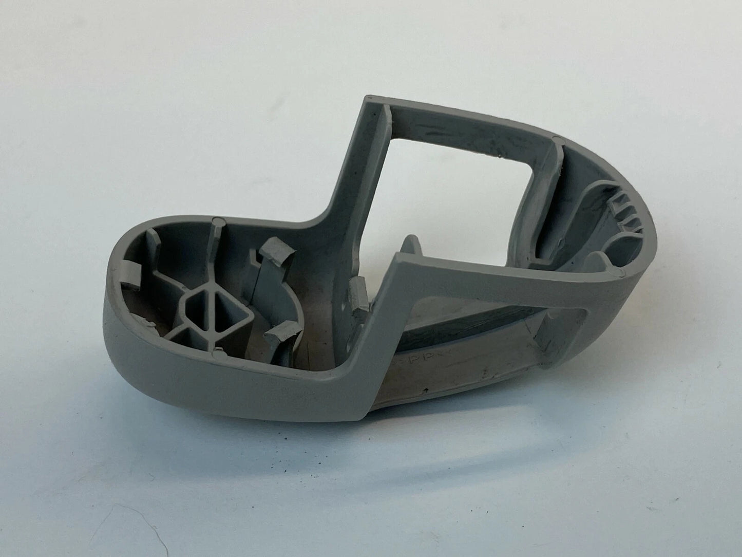 2008-2010 CHRYSLER TOWN & COUNTRY UPPER SEAT BELT ADJUSTER BOLT CAP COVER TRIM