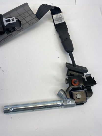 2012-2017 HYUNDAI ACCENT RIGHT FRONT SEAT BELT RETRACTOR FR RH 88880-1R600RY OEM