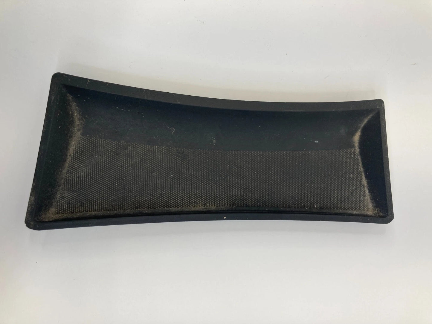 2008 2009 CHYSLER 300 CENTER FLOOR CONSOLE RUBBER MAT COIN TRAY 1FA91DX9AB OEM
