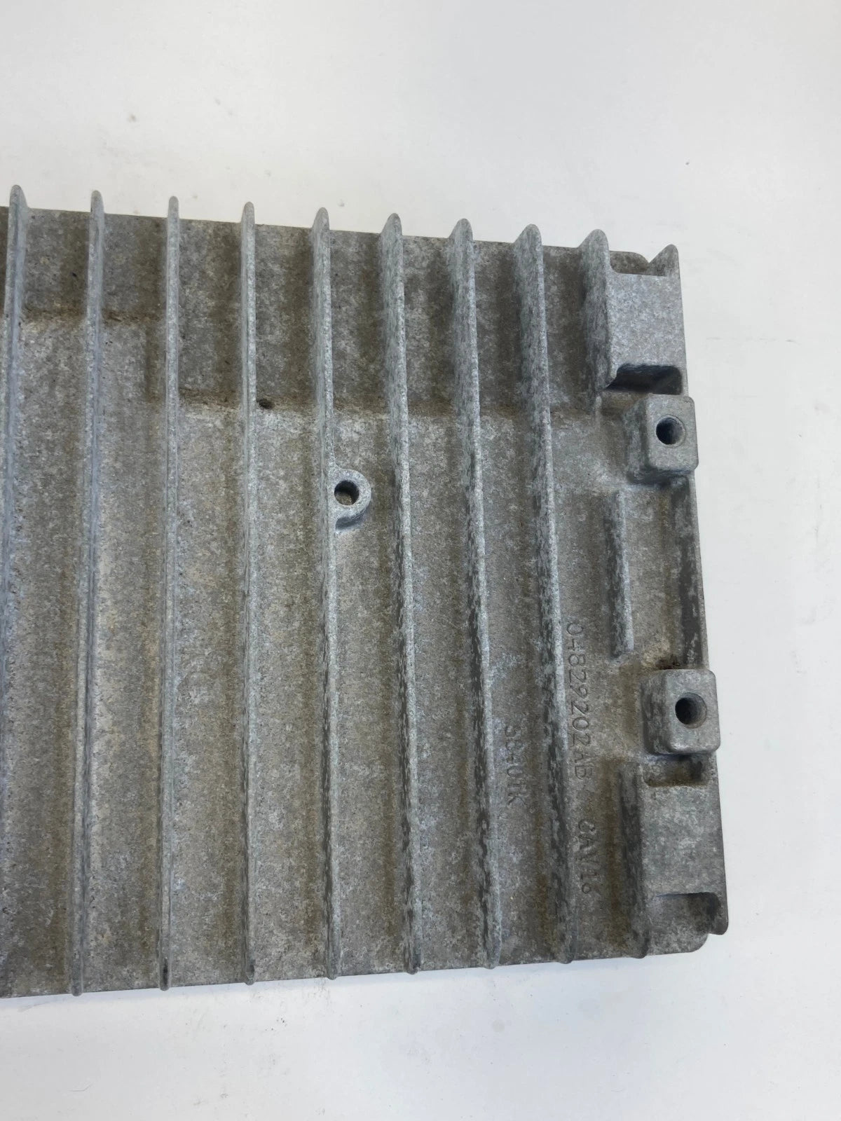 04 CHRYSLER PT CRUISER 2.4L POWERTRAIN ENGINE CONTROL MODULE PCM ECU 5033291AD