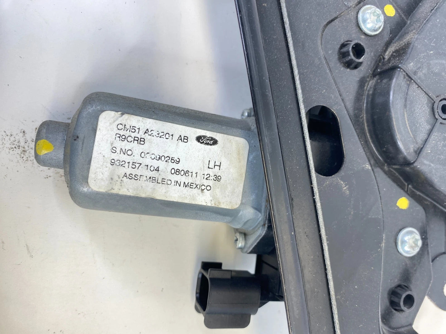 2012-2018 FORD FOCUS FRONT LEFT SIDE WINDOW REGULATOR W/ MOTOR CM51-A23201-AB