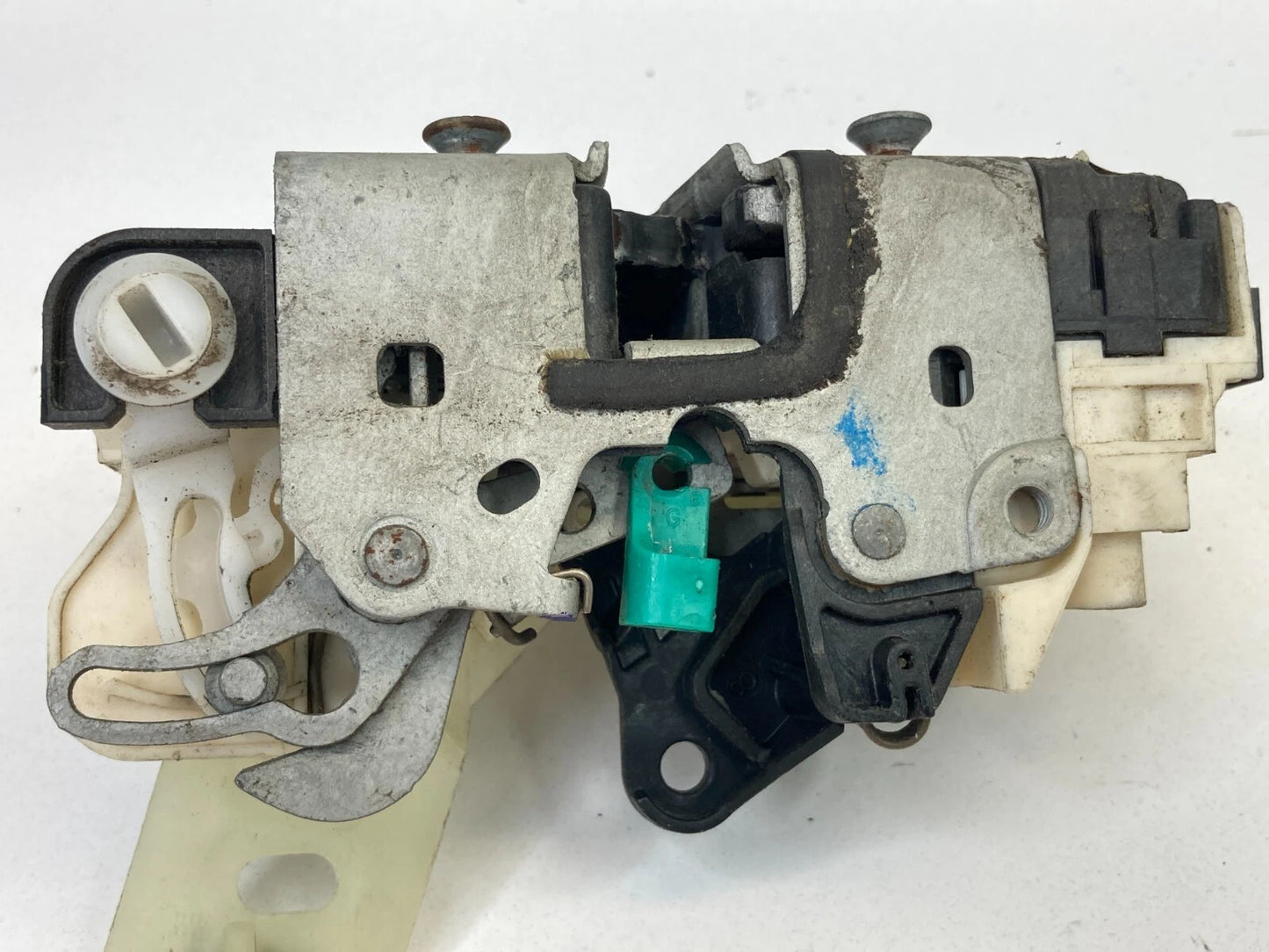 10-12 DODGE CALIBER 11-17 PATRIOT REAR LEFT DOOR LOCK LATCH ACTUATOR 04589651A