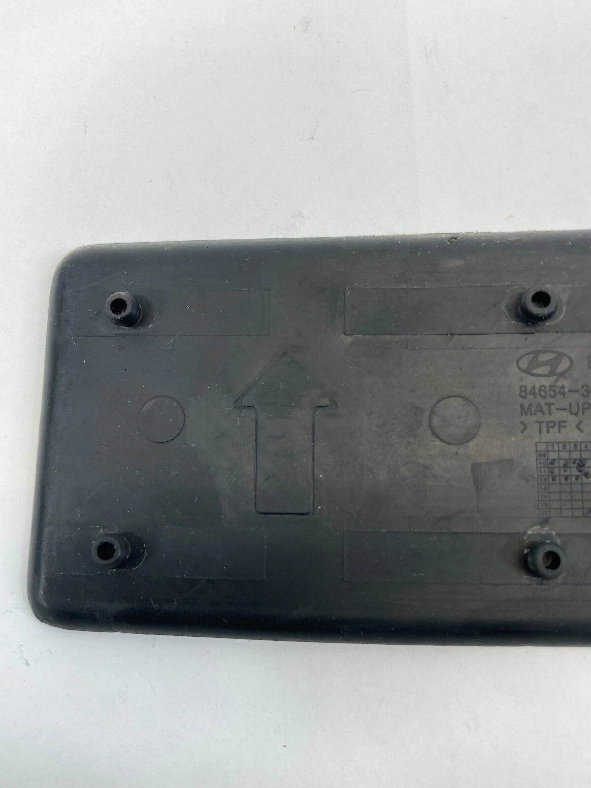 2011-2014 HYUNDAI SONATA CENTER CONSOLE TRAY INSERT RUBBER MAT LINER 84654-3Q000