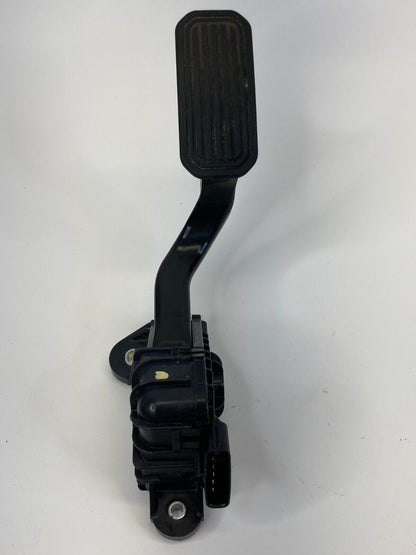 2004-2010 Toyota Sienna Accelerator Gas Pedal Sensor 78120-08020 OEM