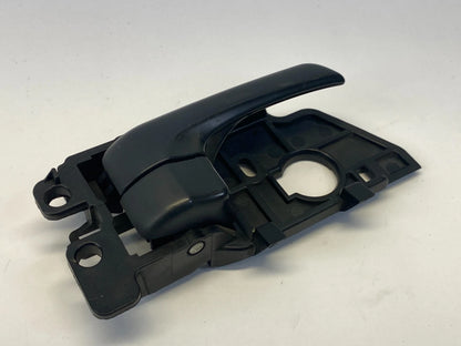 2010-2013 KIA FORTE INTERIOR DOOR HANDLE REAR RIGHT PASSENGER SIDE 82620-1M000