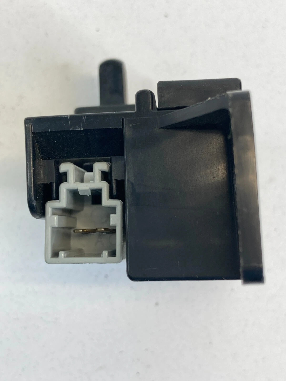 1994-1997 HONDA ACCORD 1999-2010 ODYSSEY GLOVE BOX LIGHT LAMP CONTROL SWITCH