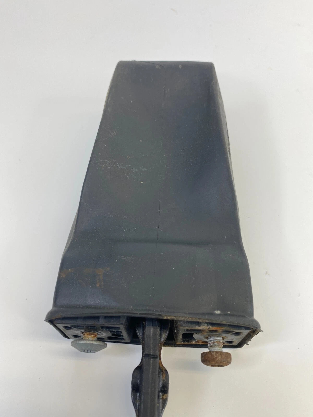 2011-2018 VW JETTA SEDAN FRONT RIGHT PASSENGER DOOR CHECK STOP DETENT W /COVER