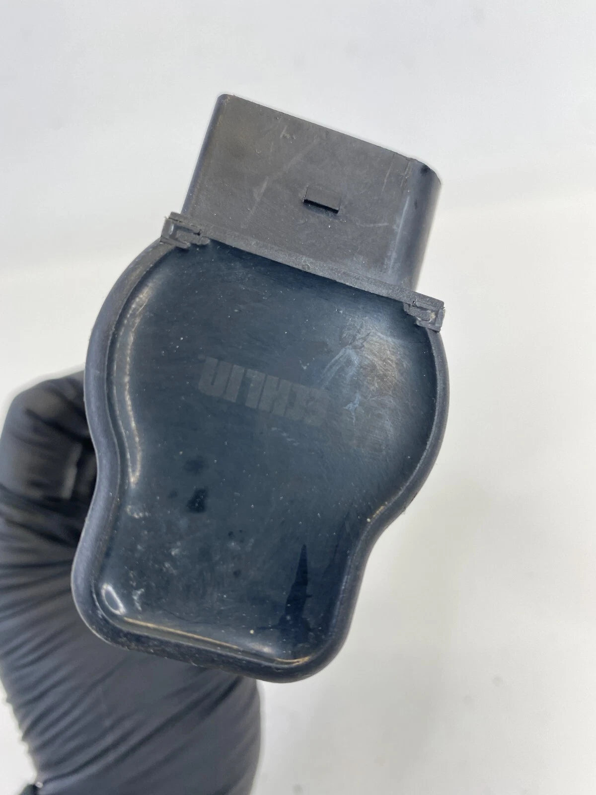 2009-2017 VOLKSWAGEN CC 2.0L 16V TURBO M/T ENGINE IGNITION COIL IGNITER OEM