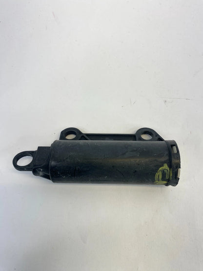 2009 2010 2011 2012 TOYOTA VENZA DASH GLOVE BOX DAMPER SUPPORT OEM