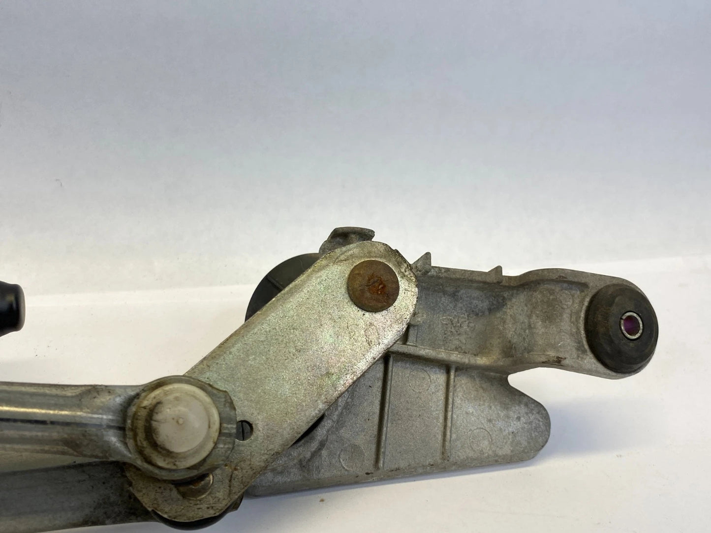 2008-2013 NISSAN ROGUE FRONT WINDSHIELD WIPER MOTOR & TRANSMISSION LINKAGE OEM