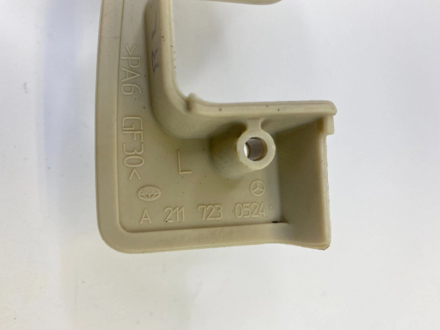 03-06 MERCEDES-BENZ E500 REAR LEFT SIDE DOOR LOCK EDGE COVER TRIM A2117230524