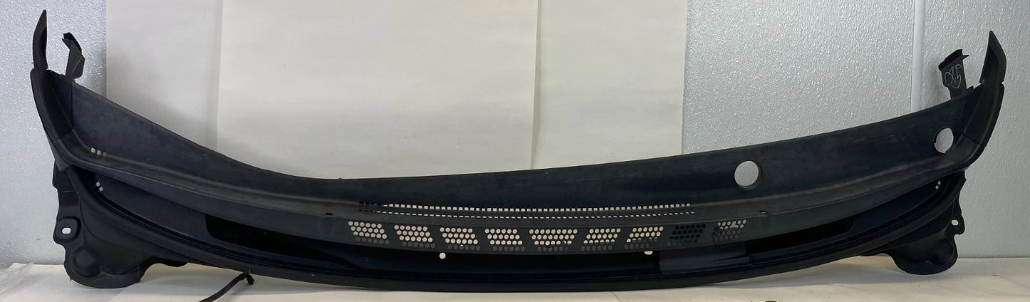 2011-2016 HYUNDAI ELANTRA WIPER WINDSHIELD COWL COVER PANEL 86150-3Y000 OEM