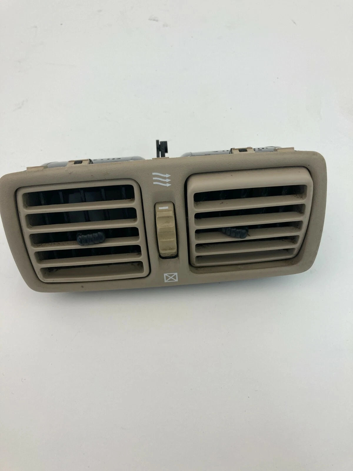 1998-2005 LEXUS GS300 01-05 GS430 REAR CENTER CONSOLE AC AIR VENT GRILL DUCT OEM