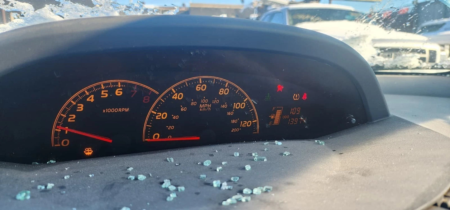 09 10 TOYOTA YARIS M/T HATCHBACK INSTRUMENT CLUSTER SPEEDOMETER GAUGES 13.974 M