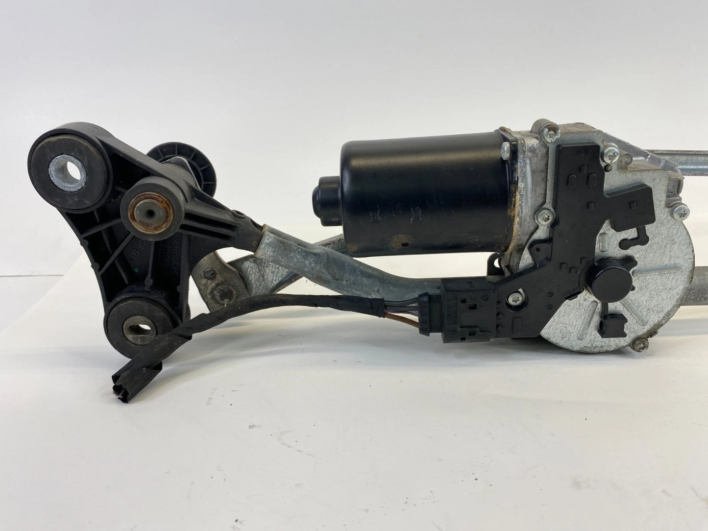 2006 2007 BMW 530XI FRONT WINDSHIELD WINDOW WIPER MOTOR W/ LINKAGE 6987475-01