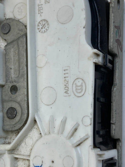 15-17 Chrysler 200 11-23 Charger Front Right Passenger Door Lock Latch 4589916AD