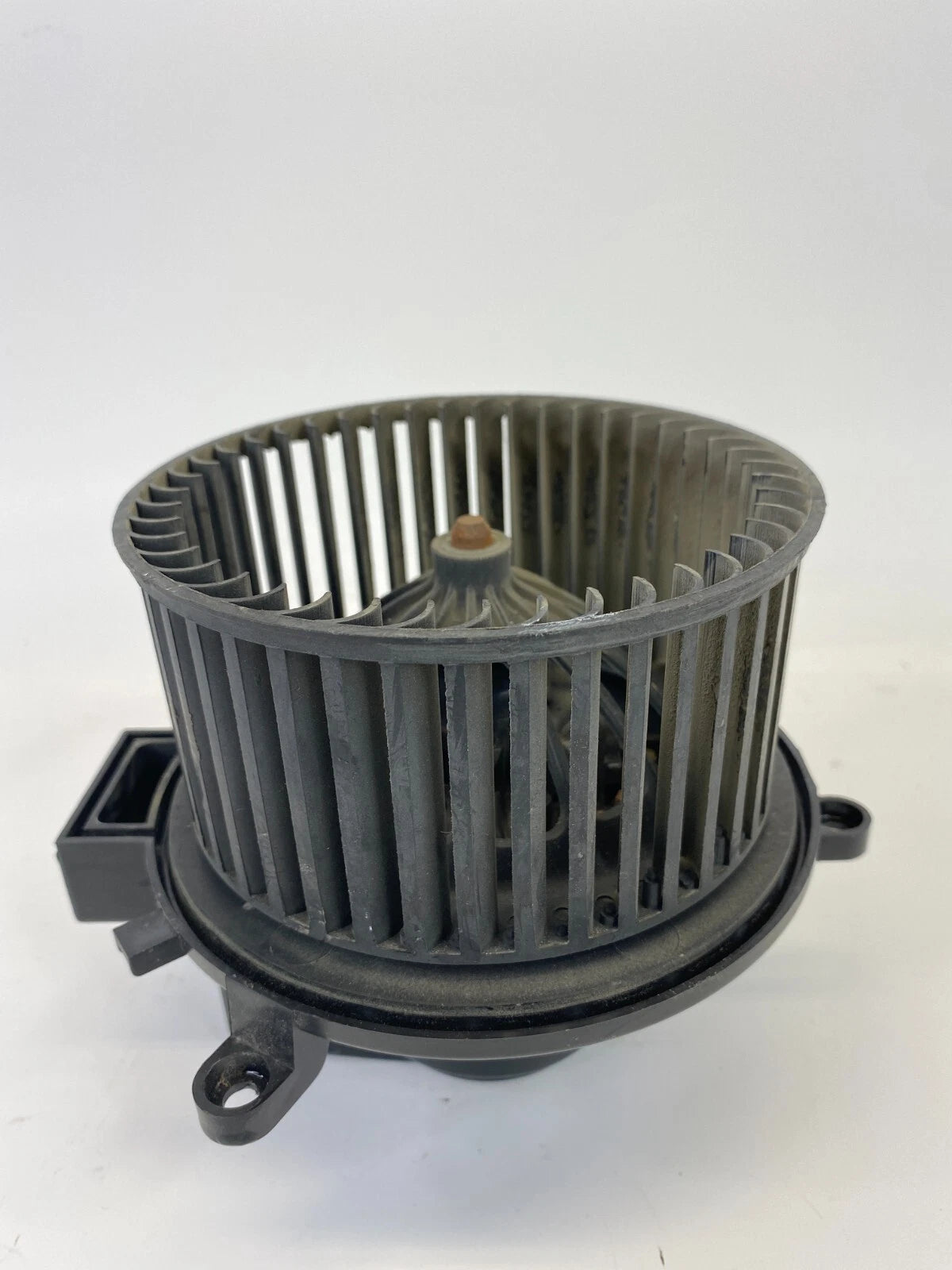 2009-2014 VOLKSWAGEN ROUTAN 3.8L A/C HVAC REAR HEATER BLOWER MOTOR FAN OEM