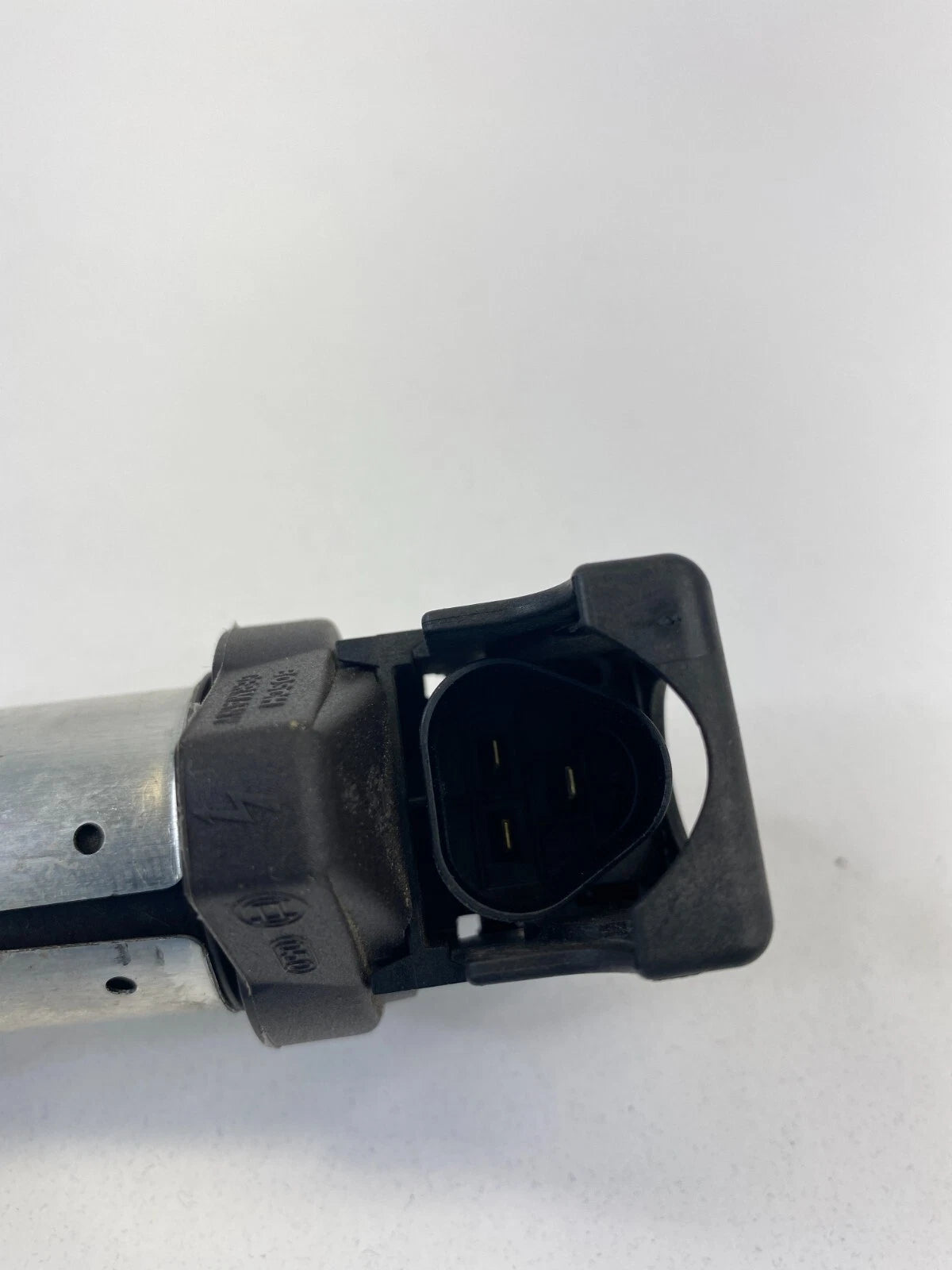 2007-2016 BMW 328I MOTOR ENGINE DIRECT IGNITION COIL 0221504470 BOSCH OEM