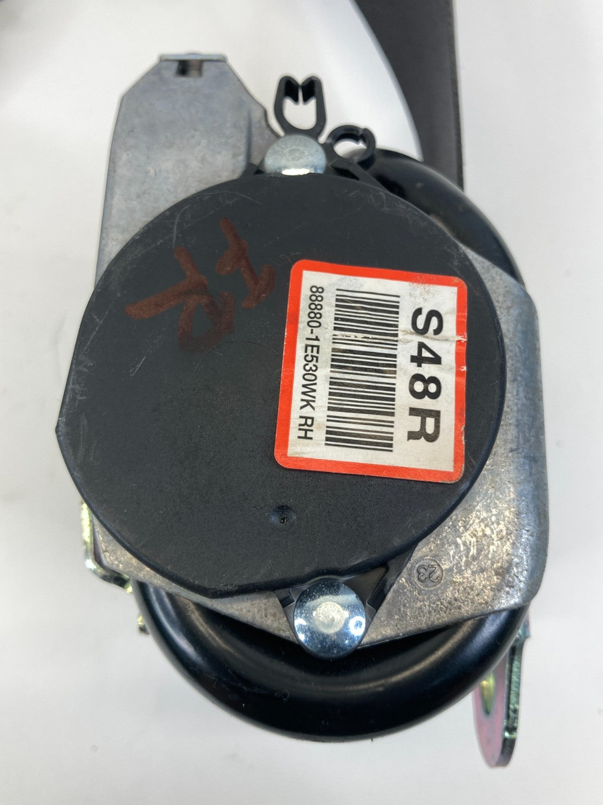 2007-2011 Hyundai Accent Front Right Side Seat Belt Retractor 88880-1E530 OEM