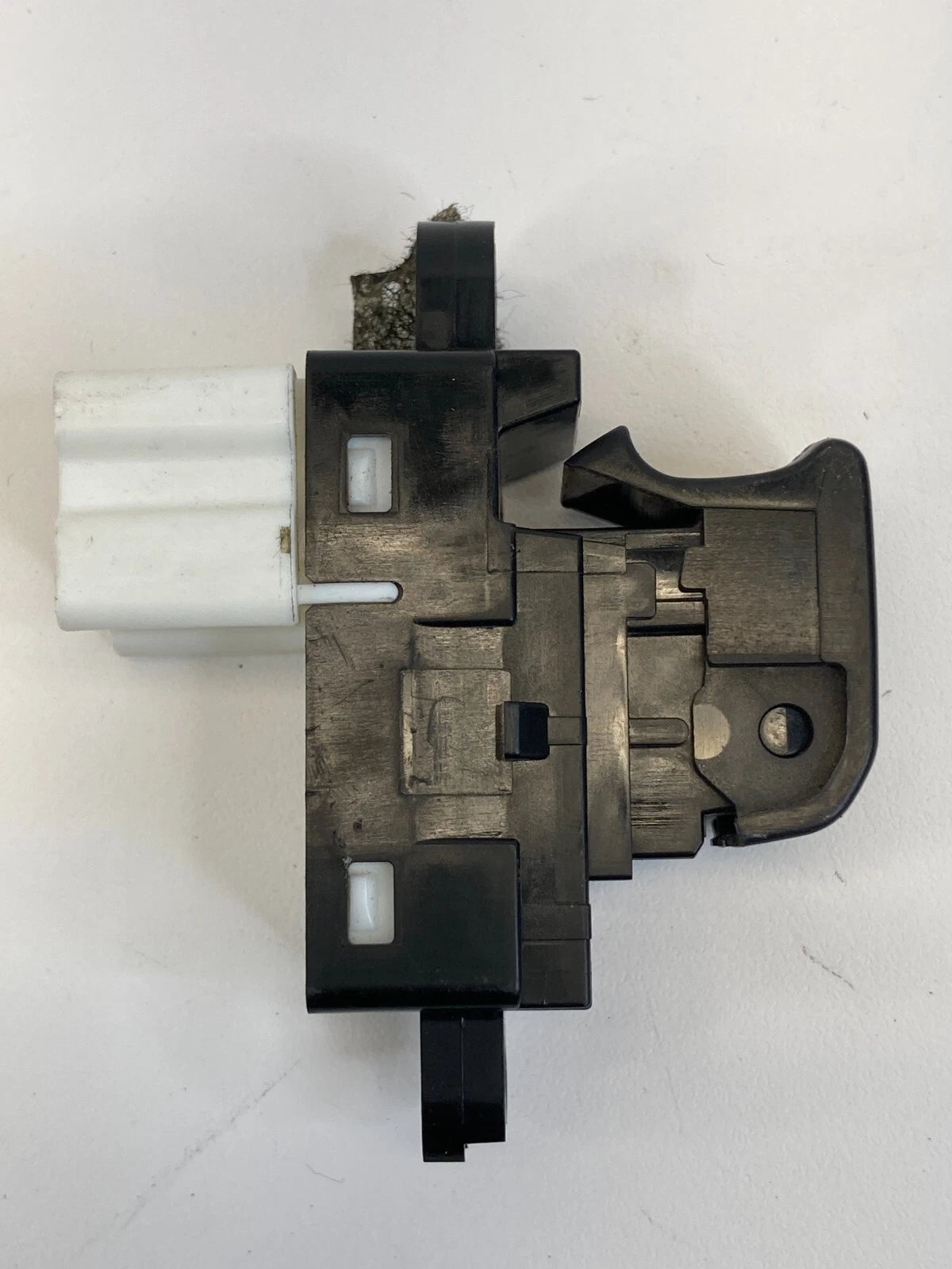 2013-2014 SUBARU LEGACY REAR RIGHT SIDE DOOR WINDOW CONTROL SWITCH BUTTON OEM