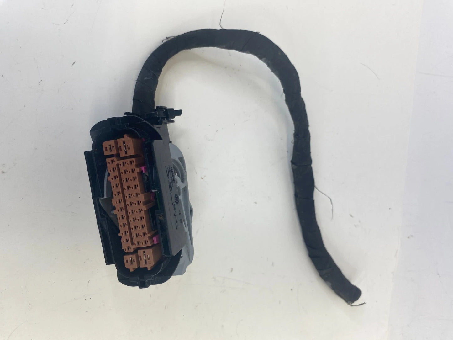 11-14 Hyundai Sonata 2.4L FWD ABS Anti-Lock Brake Cable Plug Connector 13598002