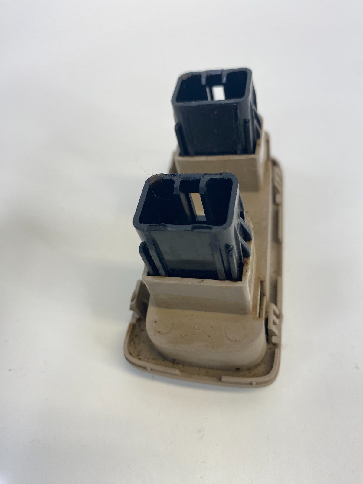 2005-2010 Kia Sportage Interior Trim Switch Blank Cover Bezel 93306-1F000
