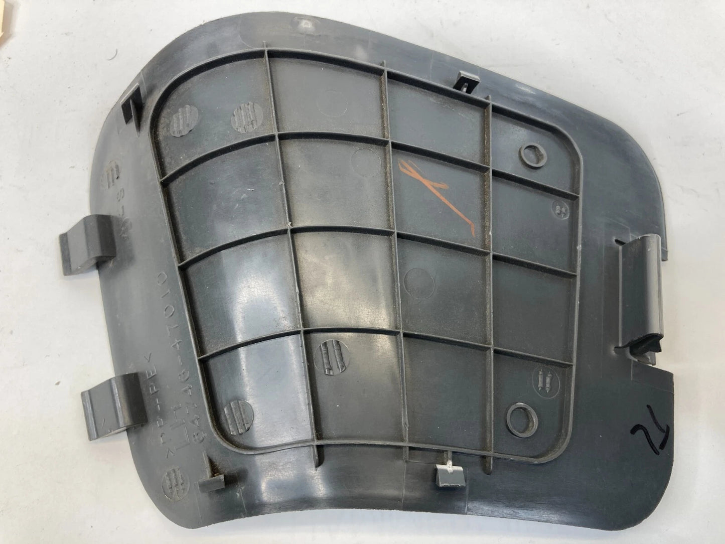 2004-2009 TOYOTA PRIUS REAR LEFT DRIVER SIDE INNER TAIL LIGHT ACCESS COVER TRIM