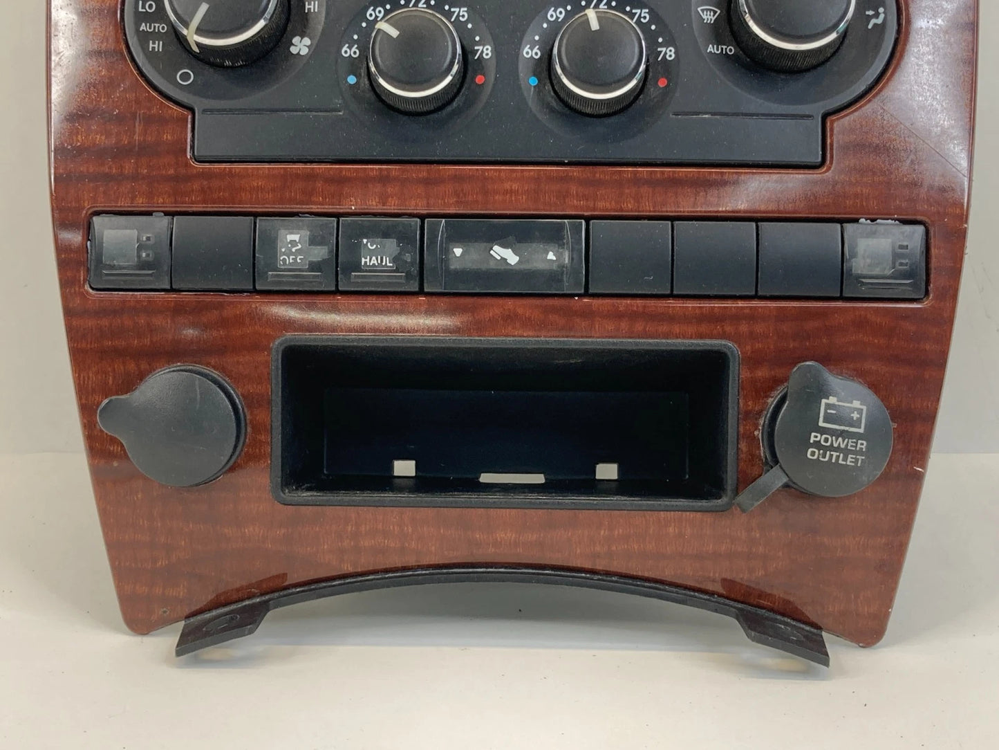 2005-2007 JEEP GRAND CHEROKEE A/C HEATER CLIMATE CONTROL PANEL BEZEL 56050093AC