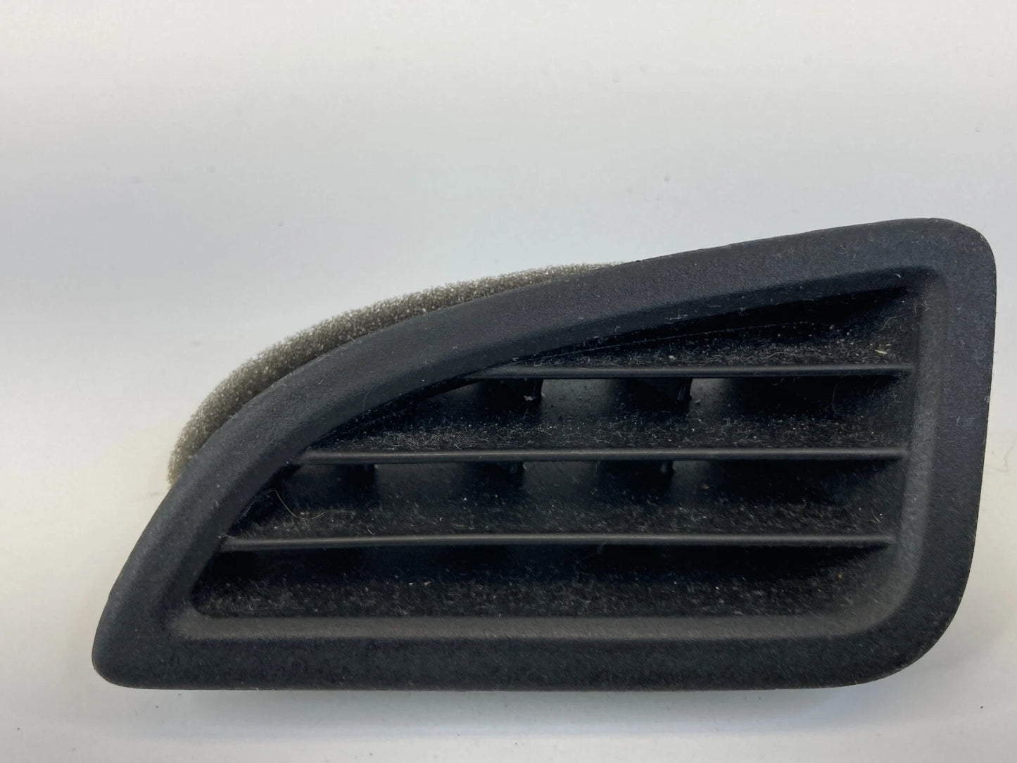2011-2016 HYUNDAI ELANTRA SEDAN FRONT DASH RIGHT DEFROSTER A/C AIR VENT GRILLE