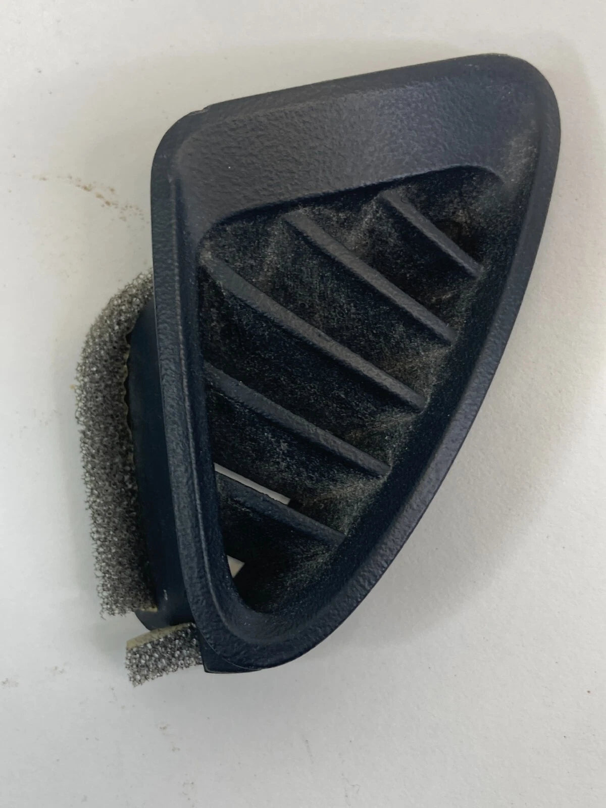 2012-2020 CHEVROLET SONIC DASH UPPER LEFT A/C AIR VENT DEFOGGER OUTLET GRILLE