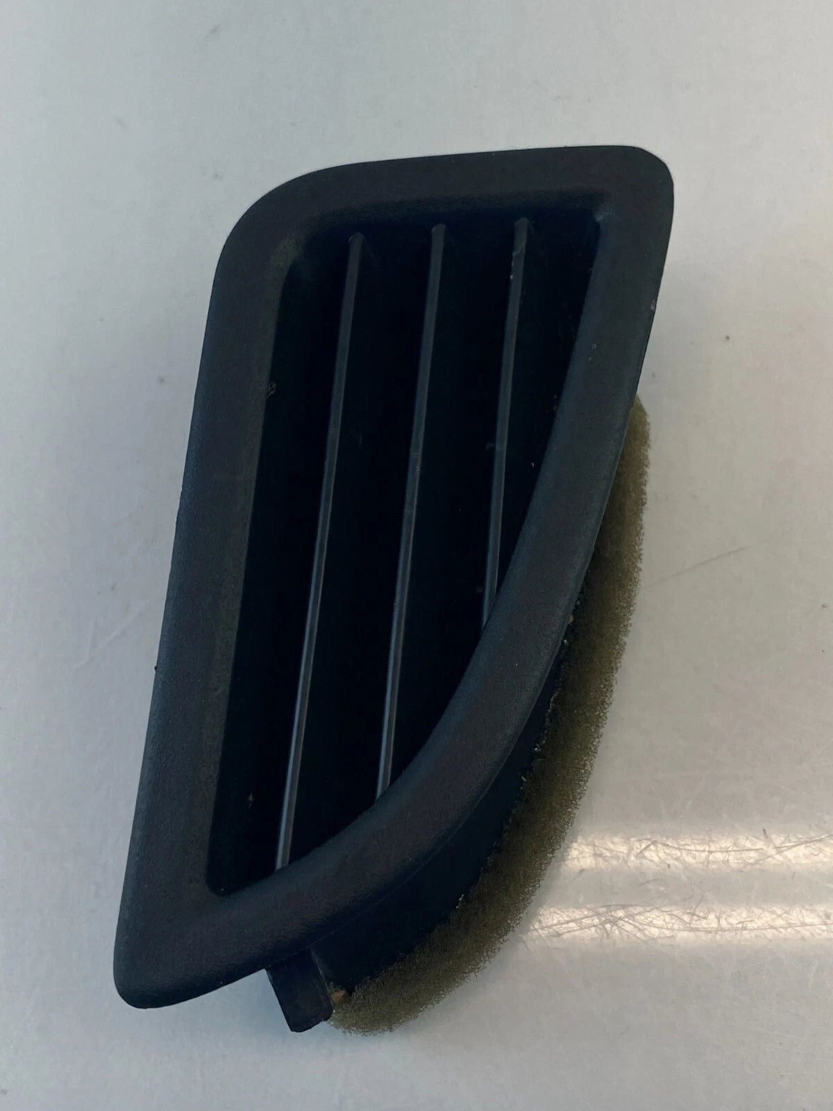 2011-2016 HYUNDAI ELANTRA SEDAN FRONT DASH LEFT DEFROSTER A/C AIR VENT GRILLE