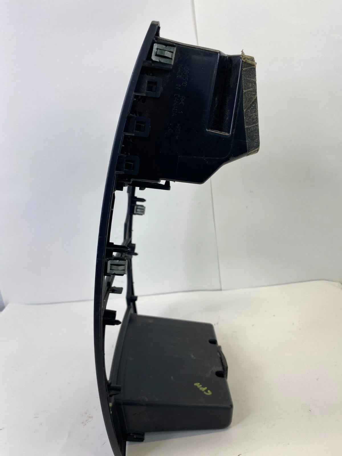 2005-2007 CHRYSLER 300 DASH RADIO BEZEL W/ AIR VENTS PANEL & CLOCK 04602385AC