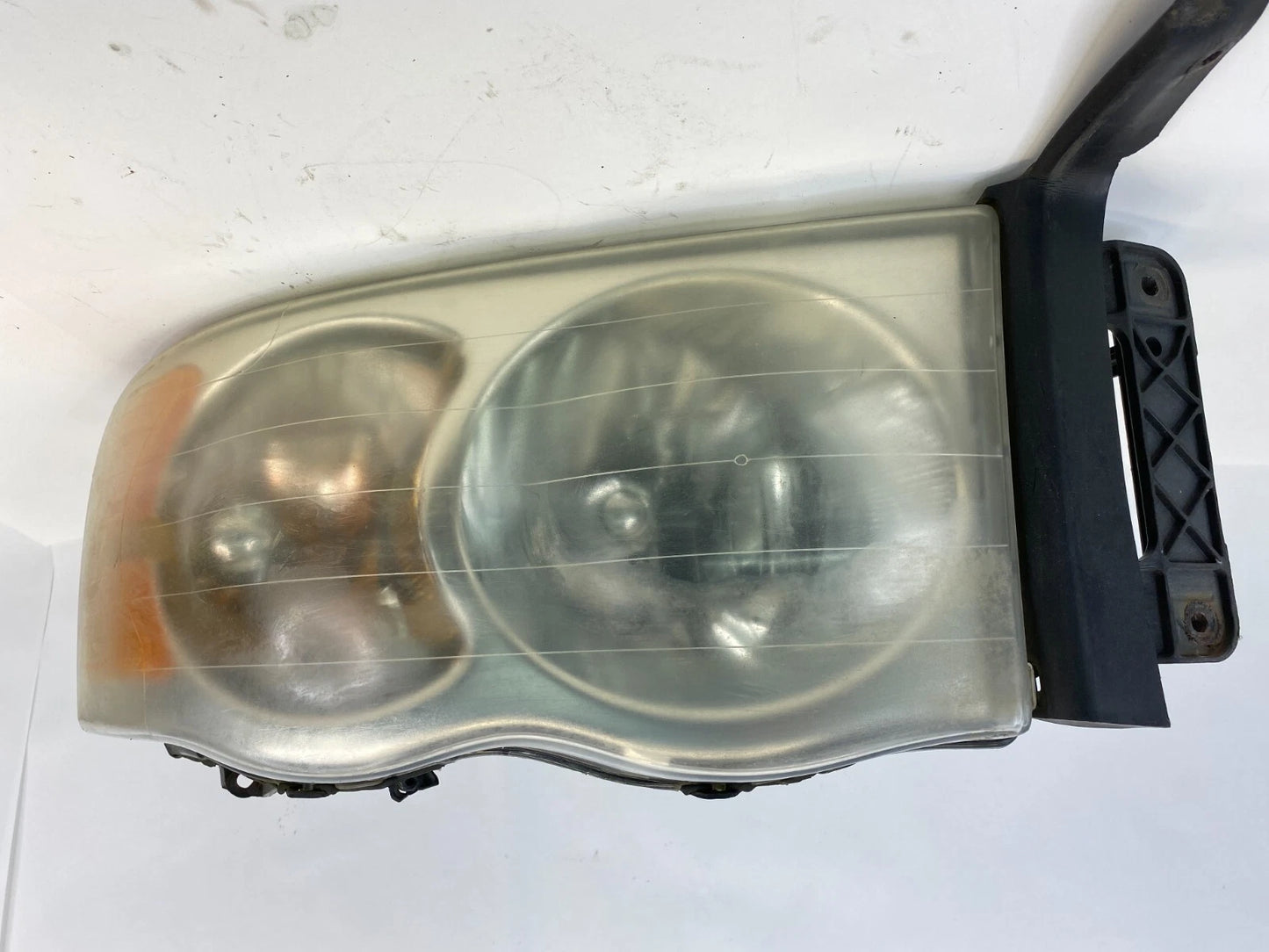 2003-2005 DODGE RAM 2500 RIGHT PASSENGER SIDE HEAD LIGHT LAMP 55077121AD OEM