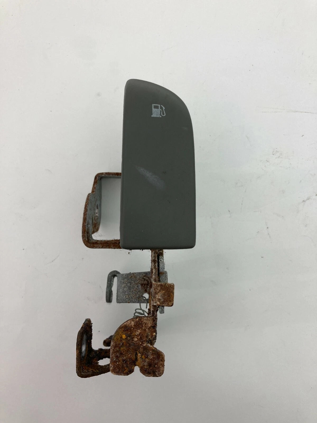 2003 2004 2005 2006 2007 2008 MAZDA6 MAZDA 6 FUEL DOOR LID LEVER RELEASE SWITCH