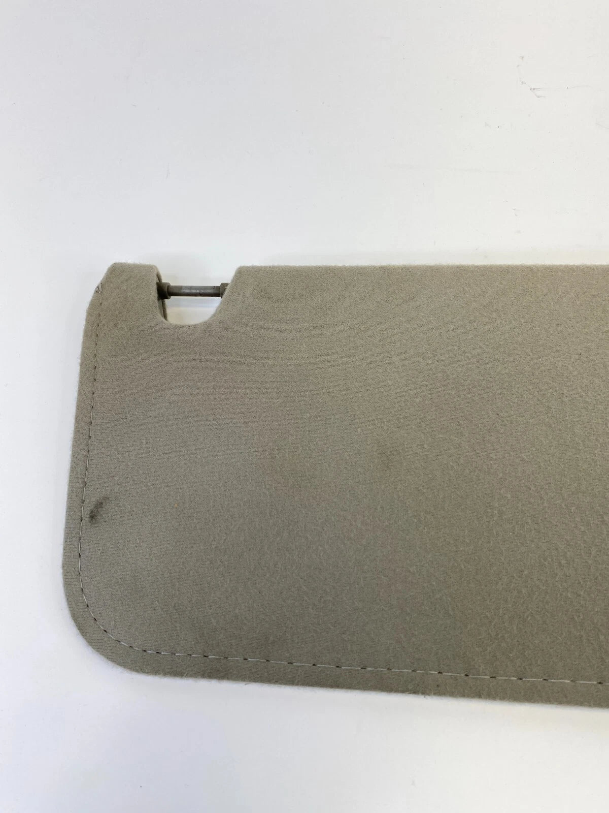 1998-2003 CHEVY S10 STANDARD CAB RIGHT PASSENGER SUNVISOR SUN VISOR SHADE CLOTH