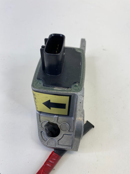 98-05 Lexus GS300 98-00 GS400 Yaw Rate Sensor Control Module 89183-30050 OEM