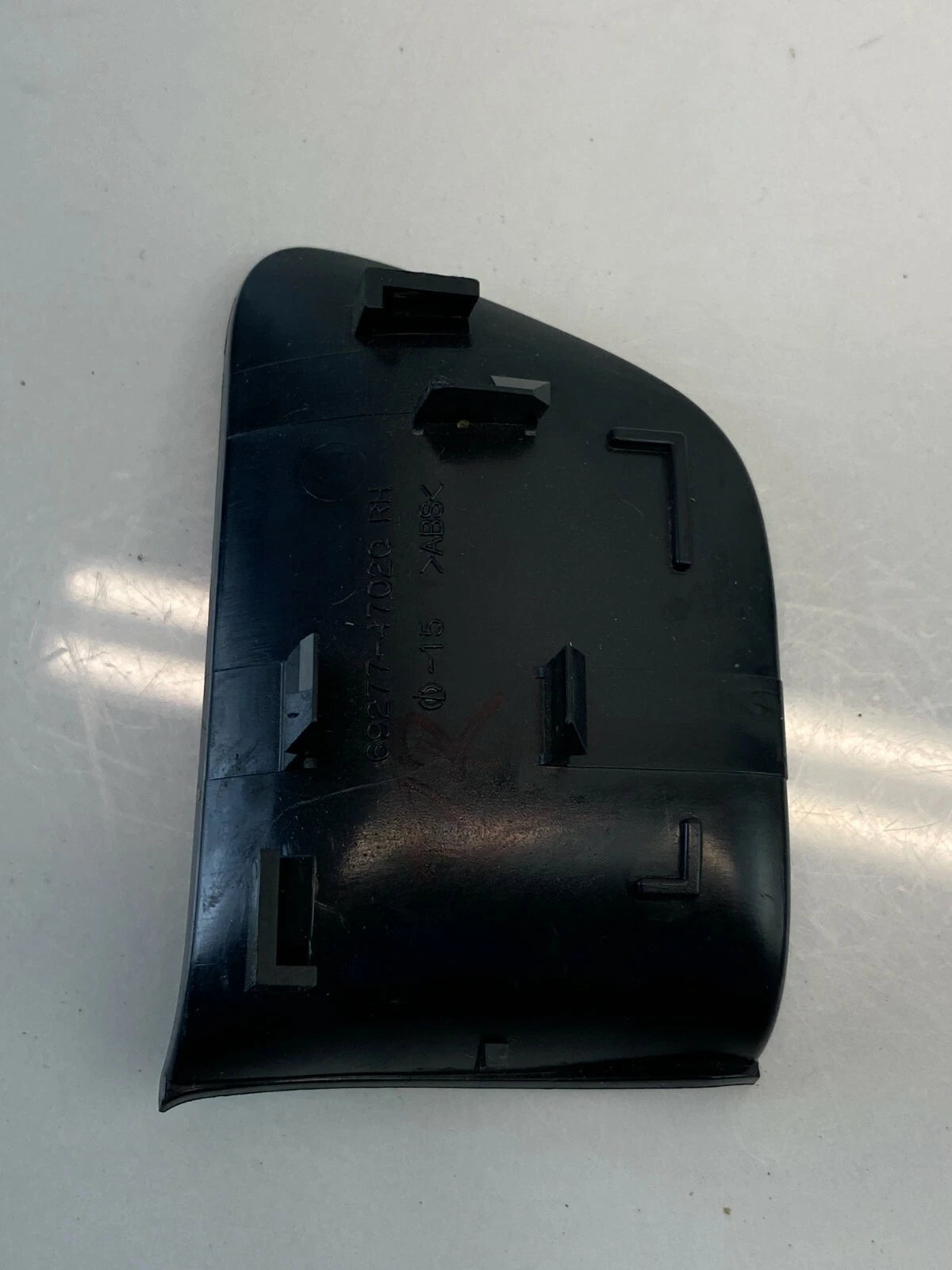 2004-2009 TOYOTA PRIUS REAR RIGHT DOOR HANDLE BEZEL COVER TRIM 69277-47020