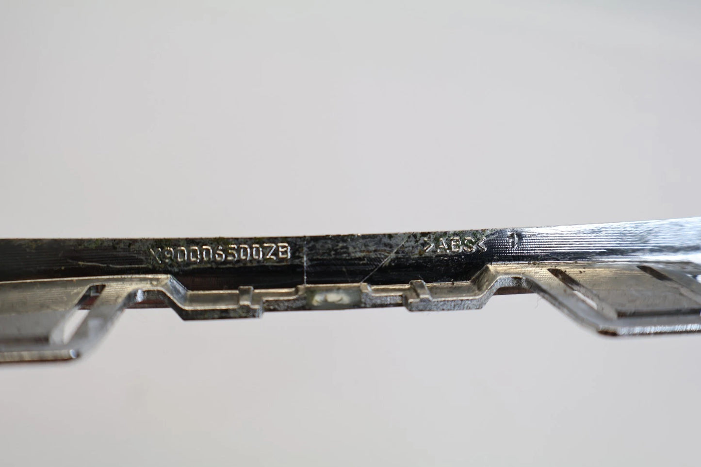 2011 2012 2013 JEEP GRAND CHEROKEE CENTER DASH RADIO BEZEL TRIM MOLDING OEM