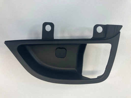 11-16 HYUNDAI ELANTRA REAR RIGHT INNER DOOR HANDLE TRIM BEZEL COVER 83621-MD100
