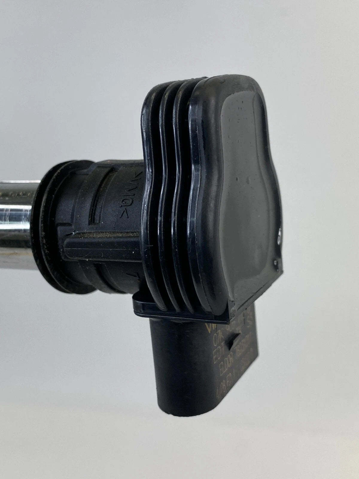 2009-2017 VOLKSWAGEN TIGUAN TURBO 2.0 GAS ENGINE IGNITION COIL 07K-905-715-G OEM