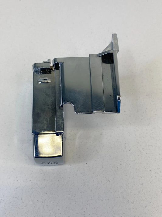 2006-2012 MERCEDES-BENZ R350 CD CHARGER ACTUATOR BUTTON SWITCH 2516800177 OEM