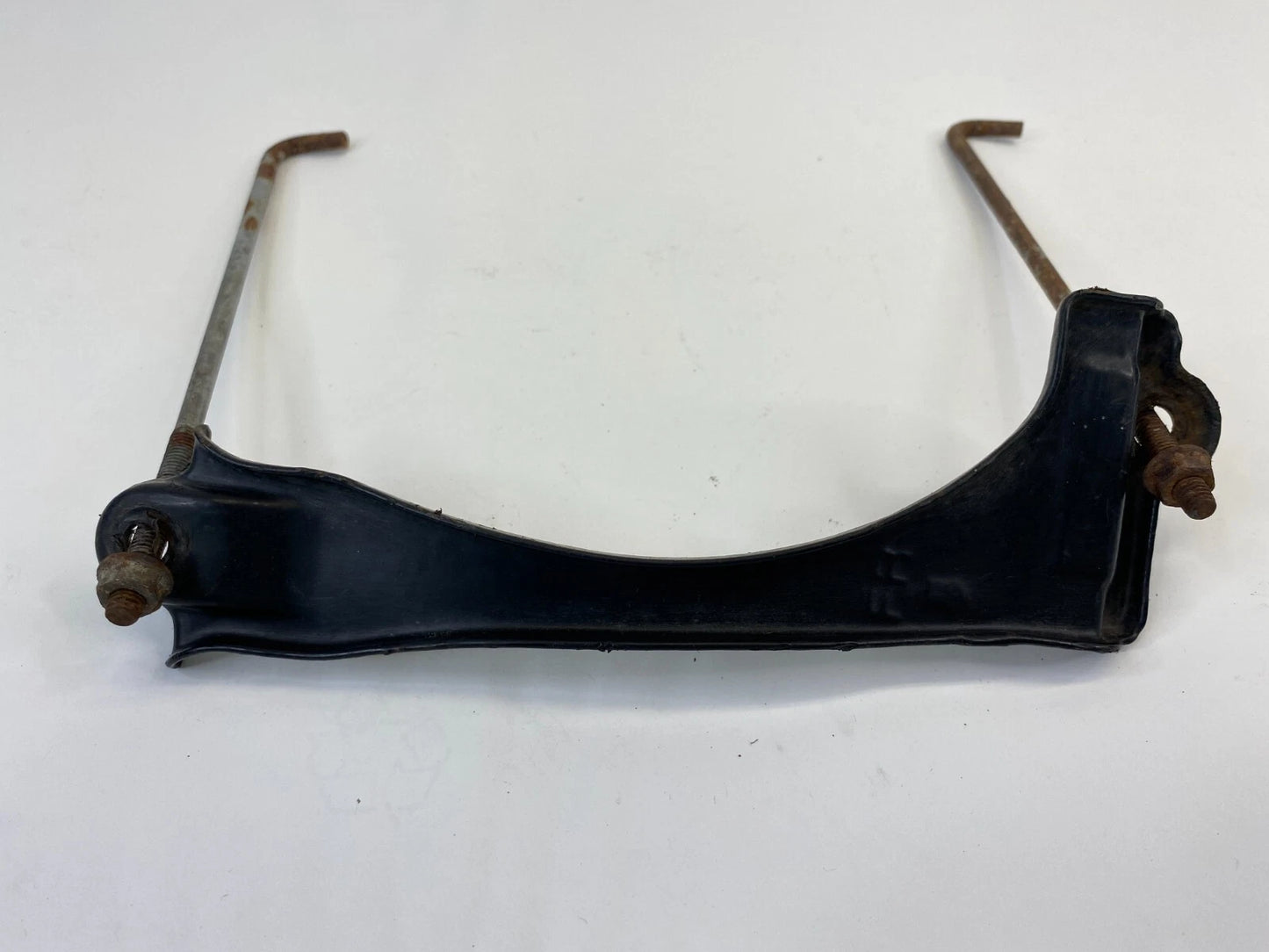 99-04 HONDA ODYSSEY 3.5L BATTERY PLATE BOLT SETTING TRAY TIE HOLD DOWN HOLDER