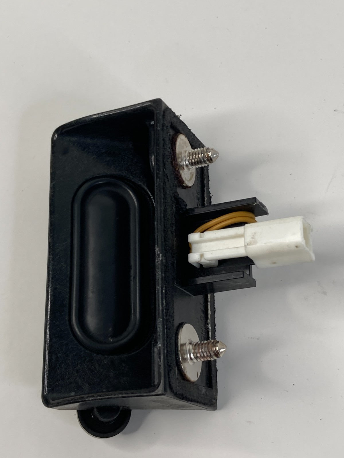 2010 2011 Honda Accord Crosstour Rear Tailgate Trunk Opener Switch Button OEM