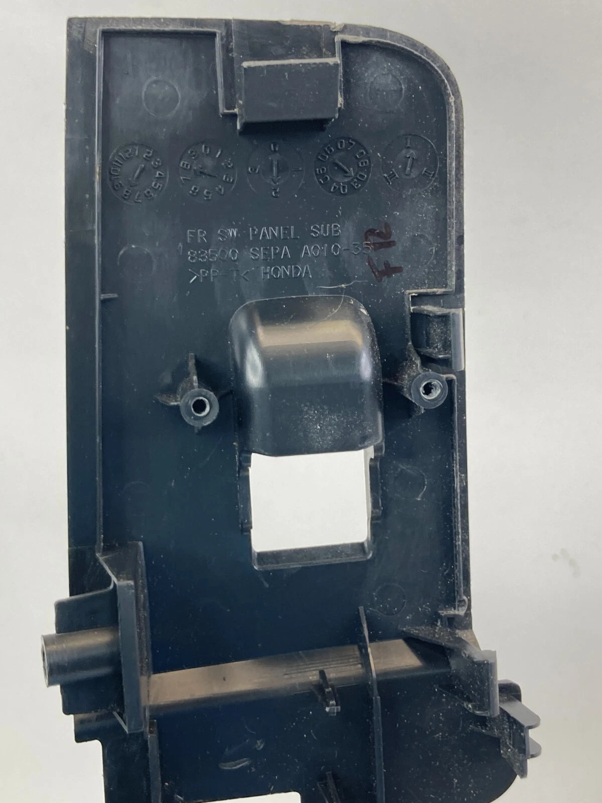 04-08 ACURA TL FRONT RIGHT DOOR WINDOW SWITCH COVER BEZEL 83500-SEPA-A010-35 OEM