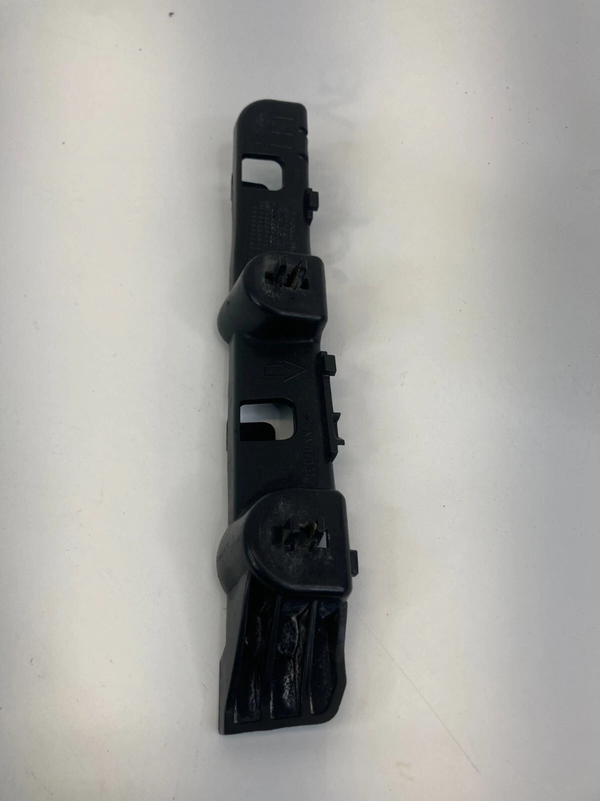 2007-2012 NISSAN ALTIMA SEDAN FRONT LEFT SIDE BUMPER BRACKET 62221-JA000 OEM